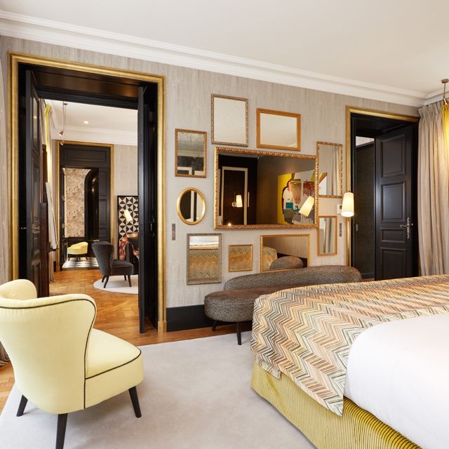 Signature Suite