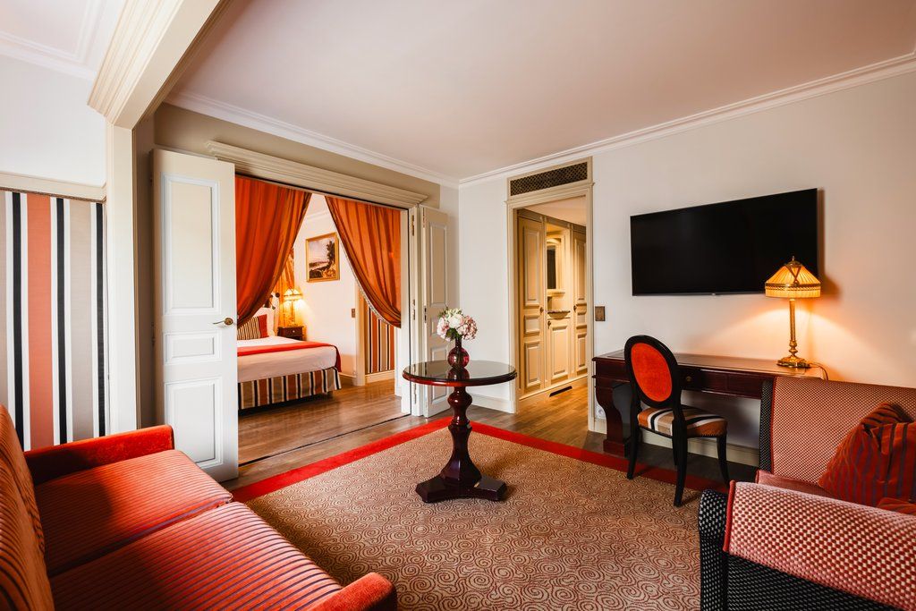 1 Bedroom Suite