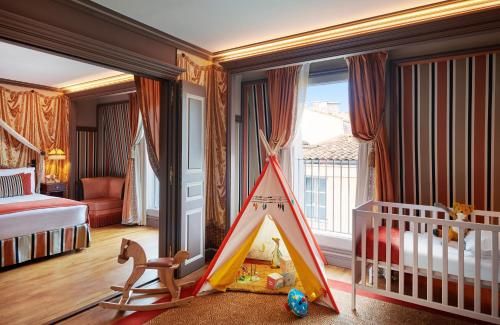 One Bedroom King Suite