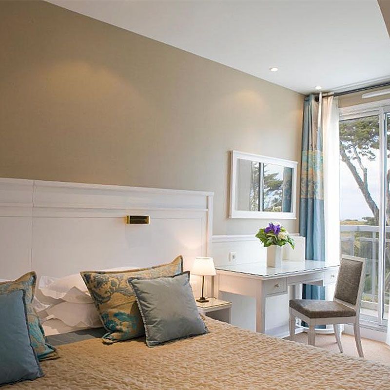 Superior Garden/Courtyard View Room