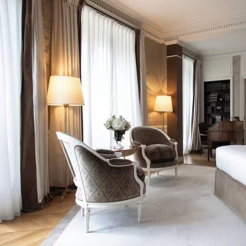 Duc de Morny Suite